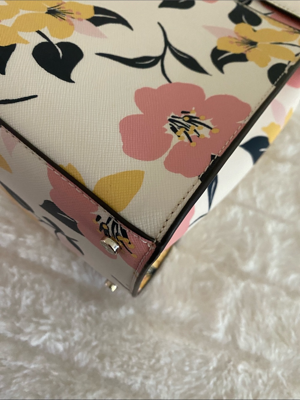 SOLD! Kate Spade New York Staci Medium Satchel in Cream Multi - Picture 13 of 17